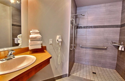 Rimouski-Neigette Hotel | Hôtel L'Empress