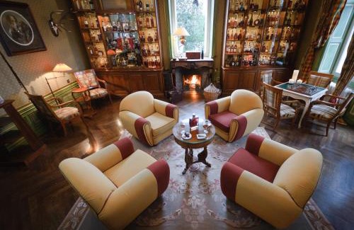 Chateaubernard Hotel | Hôtel L'Yeuse - Teritoria