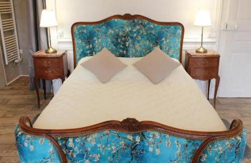 Luxeuil-les-Bains House | Hôtel Le 43