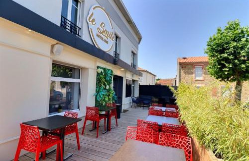 Saint-Vincent-Sterlanges Hotel | Hôtel Le Smile