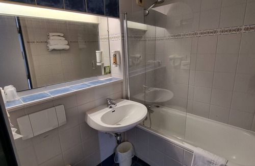 Lons Hotel | Hôtel Le Relais