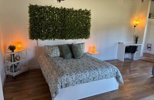 Saint Irenee Hotel | Hôtel Le Rustique