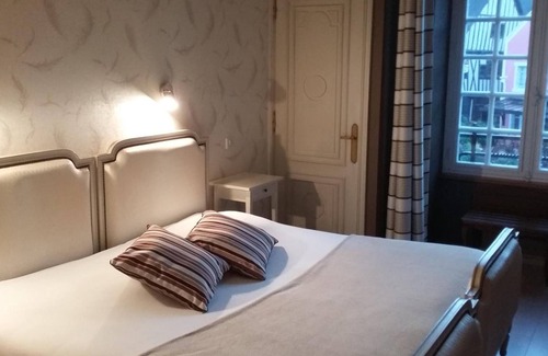 La Roche-Bernard Hotel | Hôtel Les Deux Magots