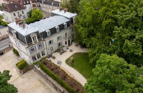 Auxerre Hotel | Hôtel Les Maréchaux