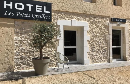 Saint-Martin-d'Ardeche Hotel | Hôtel Les Petits Oreillers