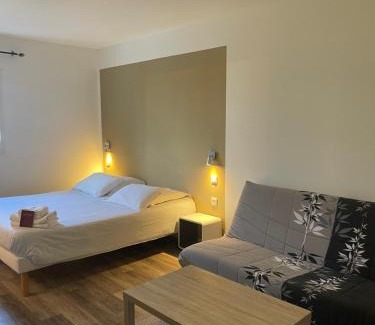 Sauvagnon Hotel | Hôtel Némo Aéroport de Pau - KB HOTEL GROUP