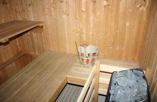 Port-de-Bouc Hotel | Hôtel Residence Les Aiguades