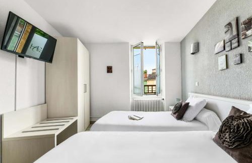Estang Hotel | Hôtel Restaurant du Commerce
