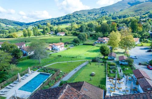 Ainhoa Hotel | Hôtel Restaurant & Spa La Maison Oppoca