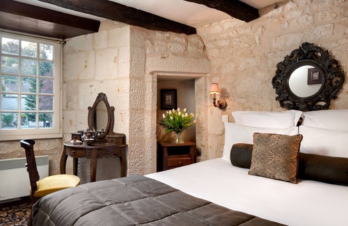 Saint-Maixent-l'Ecole Hotel | Hôtel Saint Martin - La Maison Younan
