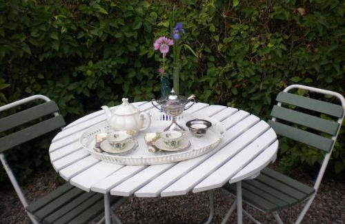 Vingaker Bed & Breakfast | Höganlid Bed & Breakfast