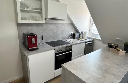 Mitte Apartment | HÖL-Moderne Wohnung in zentraler Lage, Schallschutzfenster, 24h-Self-check-in, Disney Plus