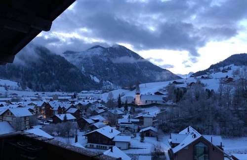 Zweisimmen Apartment | Hübeli (Chapman) by Interhome