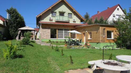Egerszalok House | Hőforrás Wellness Vendégház