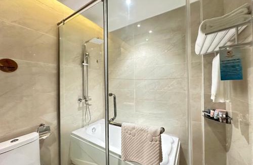 Mong Cai Hotel | Hồng Vận Grand Hotel Móng cái