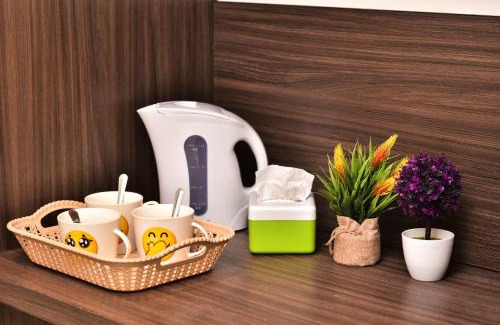 Tanjung Aru Apartment | H&F Homestay the two Owls Nest Aeropod Sovo Studio Room - 2 Queen Bed - Near Airport - Free Parking