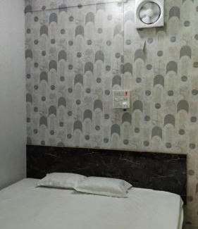 Dhanbad Hotel | H M hotel and restaurant