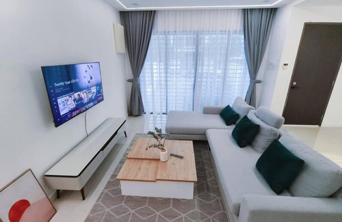 Shah Alam House | H+M Residence [5min]to Setia City Convention