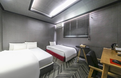 Gongju Hotel | H motel