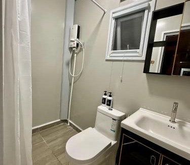 Petaling Jaya Hotel | H&T PJ Gasing - Cabin Studio - Netflix & Free Parking