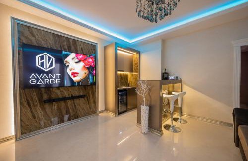 Arad Apartment | H & V Residence - Avantgarde Apartment