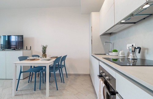 Santo Stefano al Mare Apartment | 𝐇11 [Luxury 3B] - Port - Pool - Jacuzzi