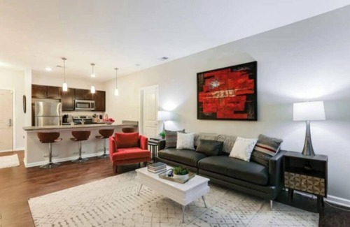 Norfolk Apartment | H4N Watermark | 1Bd Apartment in Norfolk