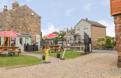 Wigton Apartment | HAAF NETTERS REST, pet friendly in Bowness-On-Solway