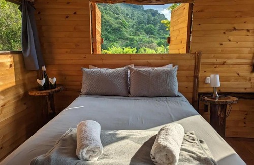Pijao Bed & Breakfast | Habitación Colibrí, Pijao, Finca Flora del Río