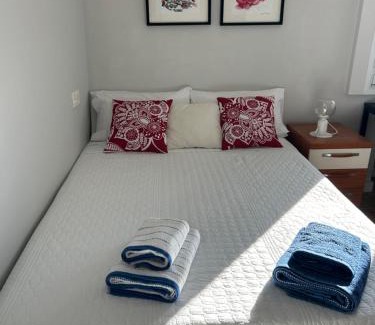 Beiro House | Habitación doble con baño privado en el centro de Granada