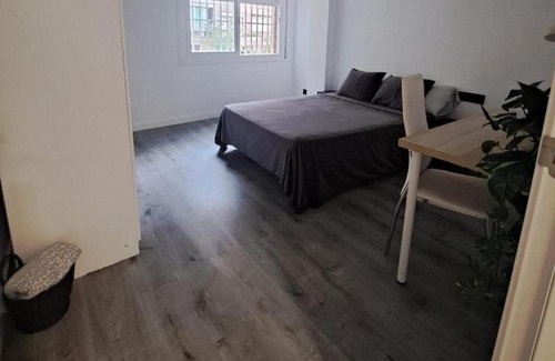 Premia de Mar House | Habitación Doble en piso compartido
