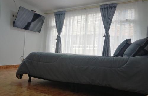 Engativa House | Habitación Privada Cerca al Aeropuerto y Terminal