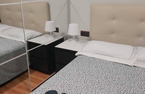 Nou Barris Apartment | Habitación Privada en Barcelona