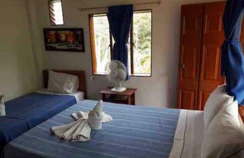 San Gil Hotel | Habitación Triple en Hermoso Hotel Campestre