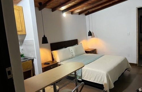 Guatape Cabin | Habitacion monarca - adosada
