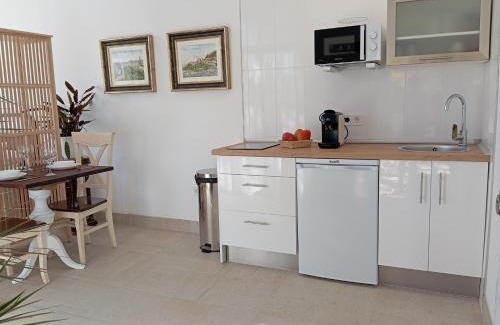 Caleta de Velez House | Habitaciones en CASA MIGUEL