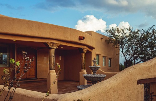 Bisbee House | Hacienda Del Avion