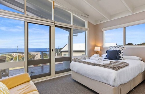 Skenes Creek House | Haehnels Hill Beach House - 4 bedroom home + views
