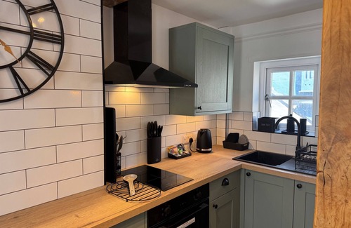 Beaumaris Apartment | Hafan Fach- In the heart of Beaumaris, Anglesey