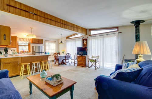 Hague House | Hague Vacation Rental ~ 2 Mi to Lake George!