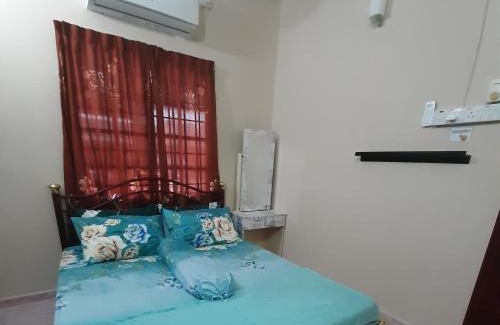 Bota House | HAIDA'S HOMESTAY Seri Iskandar, Perak