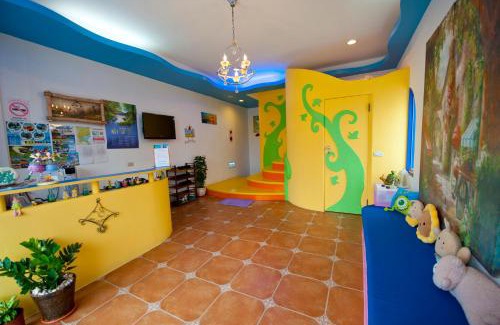 Sail Rock Beach Bed & Breakfast | Haisu Homestay
