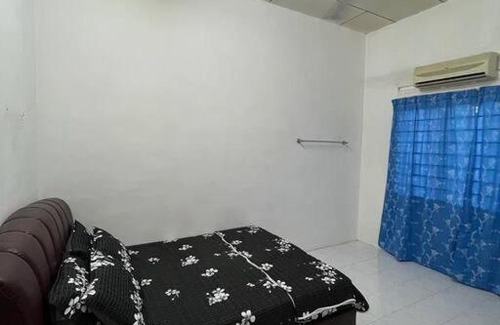 Muar House | Hajjah Homestay Jln Rajawali Tg Agas