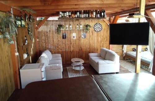 Kisapati Villa | Hajni Vendégház
