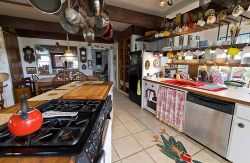 Hilo House | Hale Kawehi B&B Guesthouse