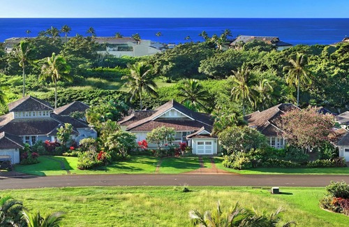 Poipu House | Hale Milo: Charming Garden Cottage in Sunny Poipu!