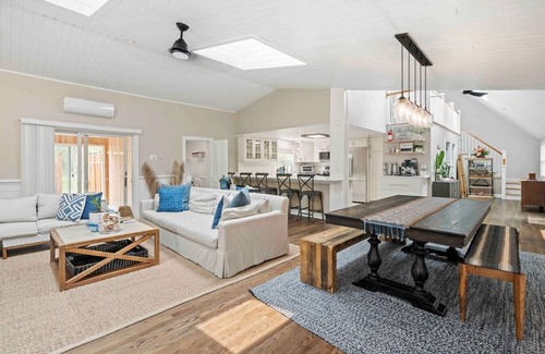 Moultonborough House | Hale Pau Hana with Hot tub