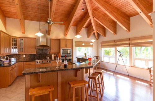 Hamakuapoko House | Hale Pola'i - House of Peaceful Night - Licensed with Maui County STPH2014-0006