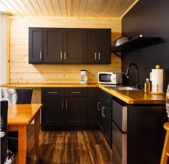 Volcano Cabin | Halema'uma'u- Hale Kumu La'au