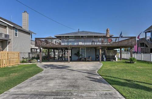 Galveston House | half Mi to Beach Canal-Front Galveston Home!